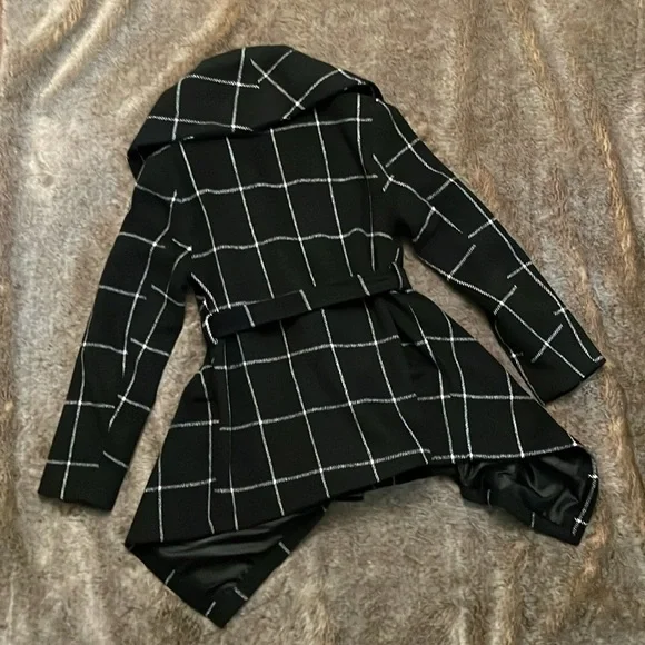 Chicwish Shawl Collar Black w/ White Grid Asymmetric Hem Wool Blend Coat Small - Picture 7 of 11